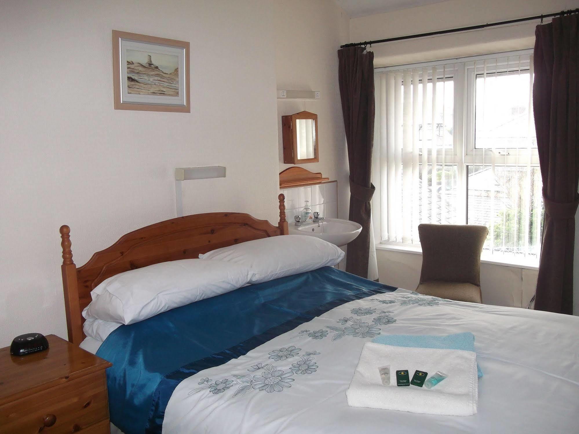 Hotel Wavecrest Holyhead Exteriér fotografie